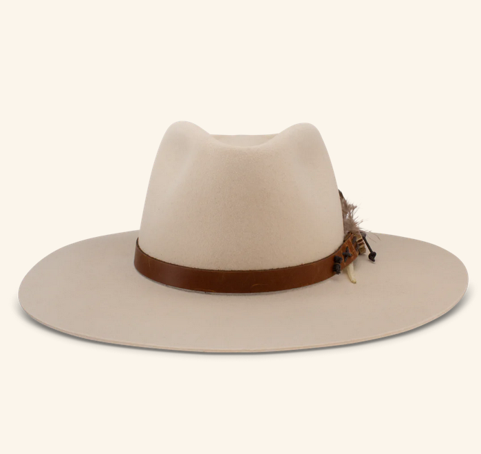 Charlie 1 Horse Tee Pee Big Brim